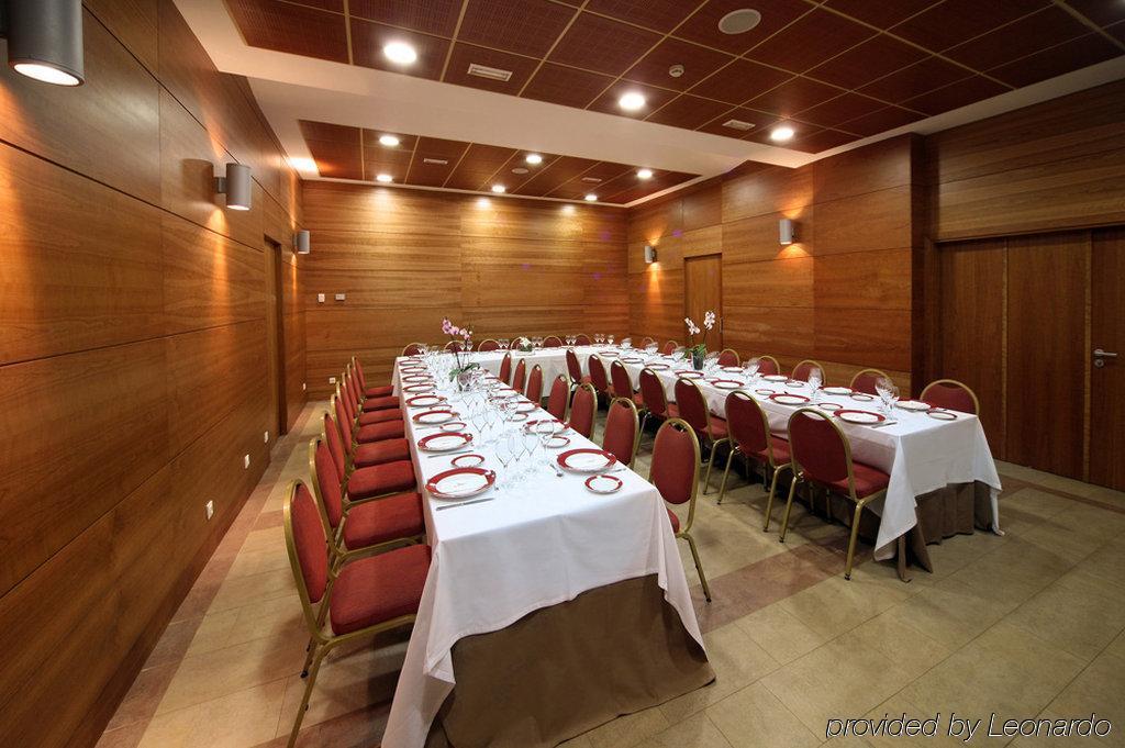 Hotel Azuqueca Azuqueca de Henares Restoran gambar